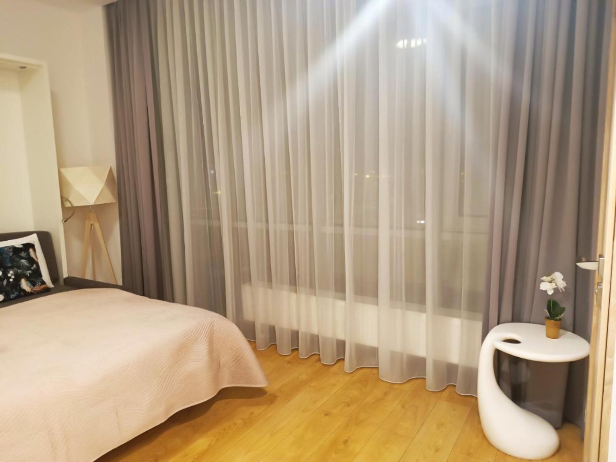 Apartamenty Aleje Jerozolimskie Warsaw Luaran gambar